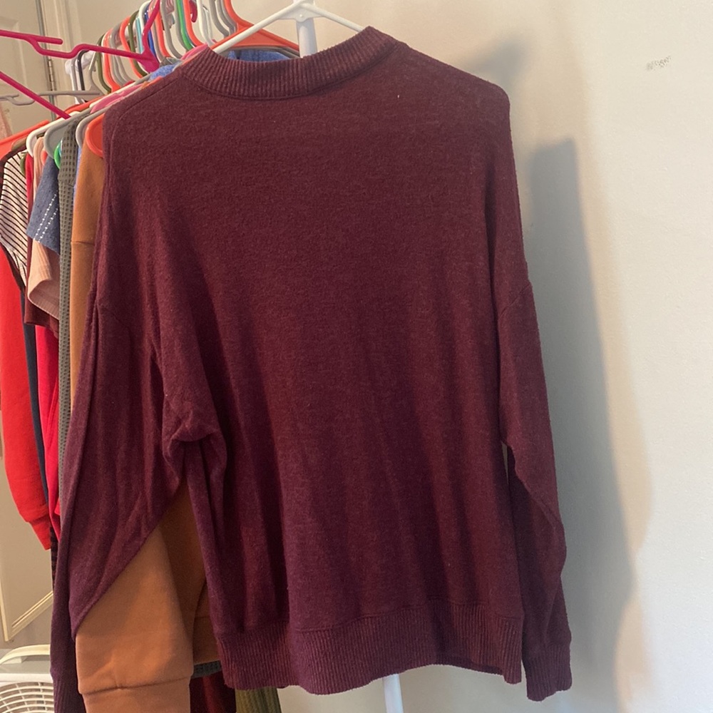 Maroon comfy pullover - Picture 2 of 3